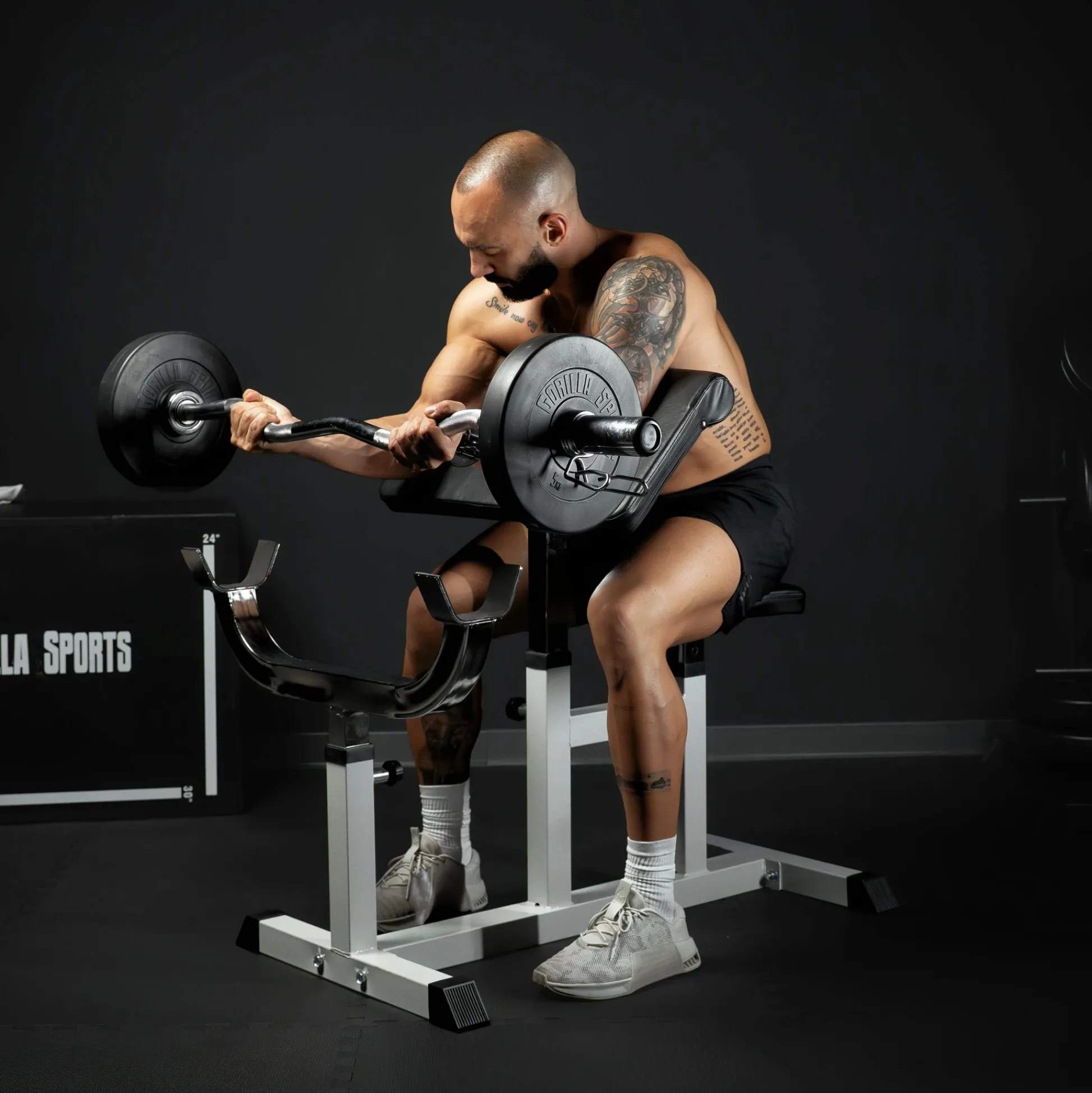 Gorilla Sports Curlbank verstellbar Weiss Online