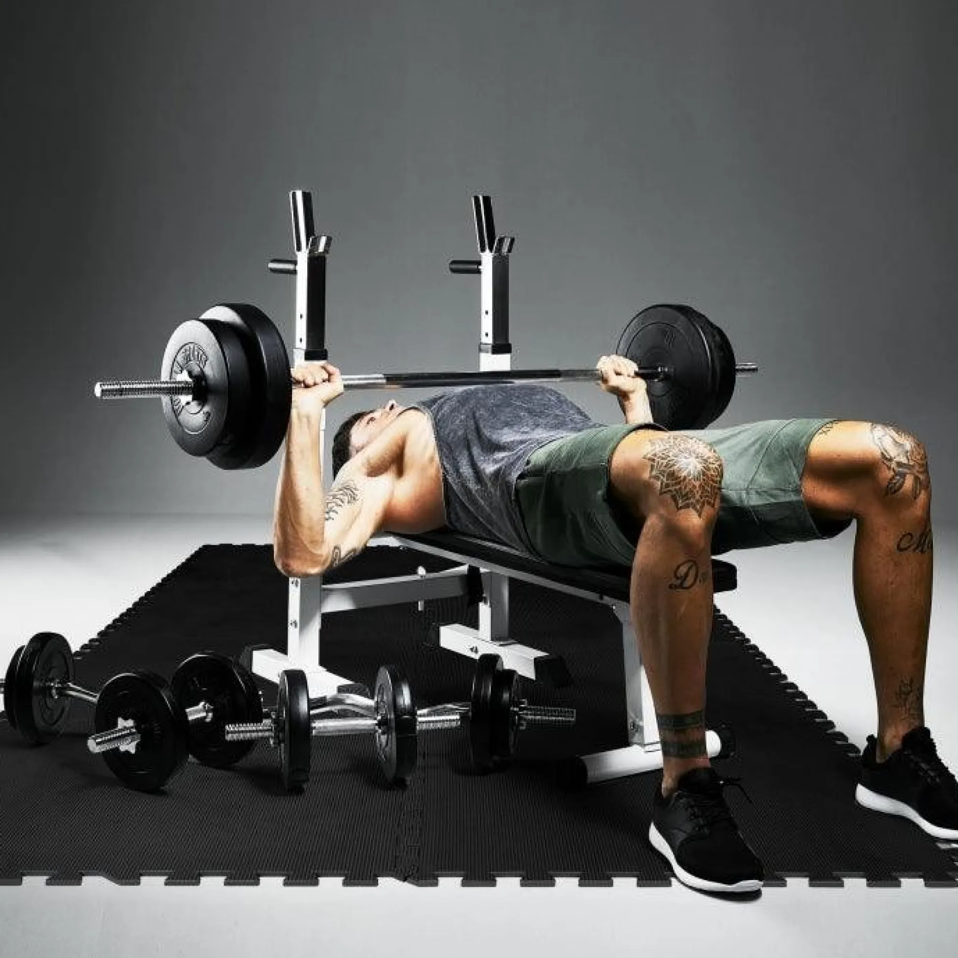 Gorilla Sports Hantelbank mit Ablage Komplettset 100 kg Weiss Hot