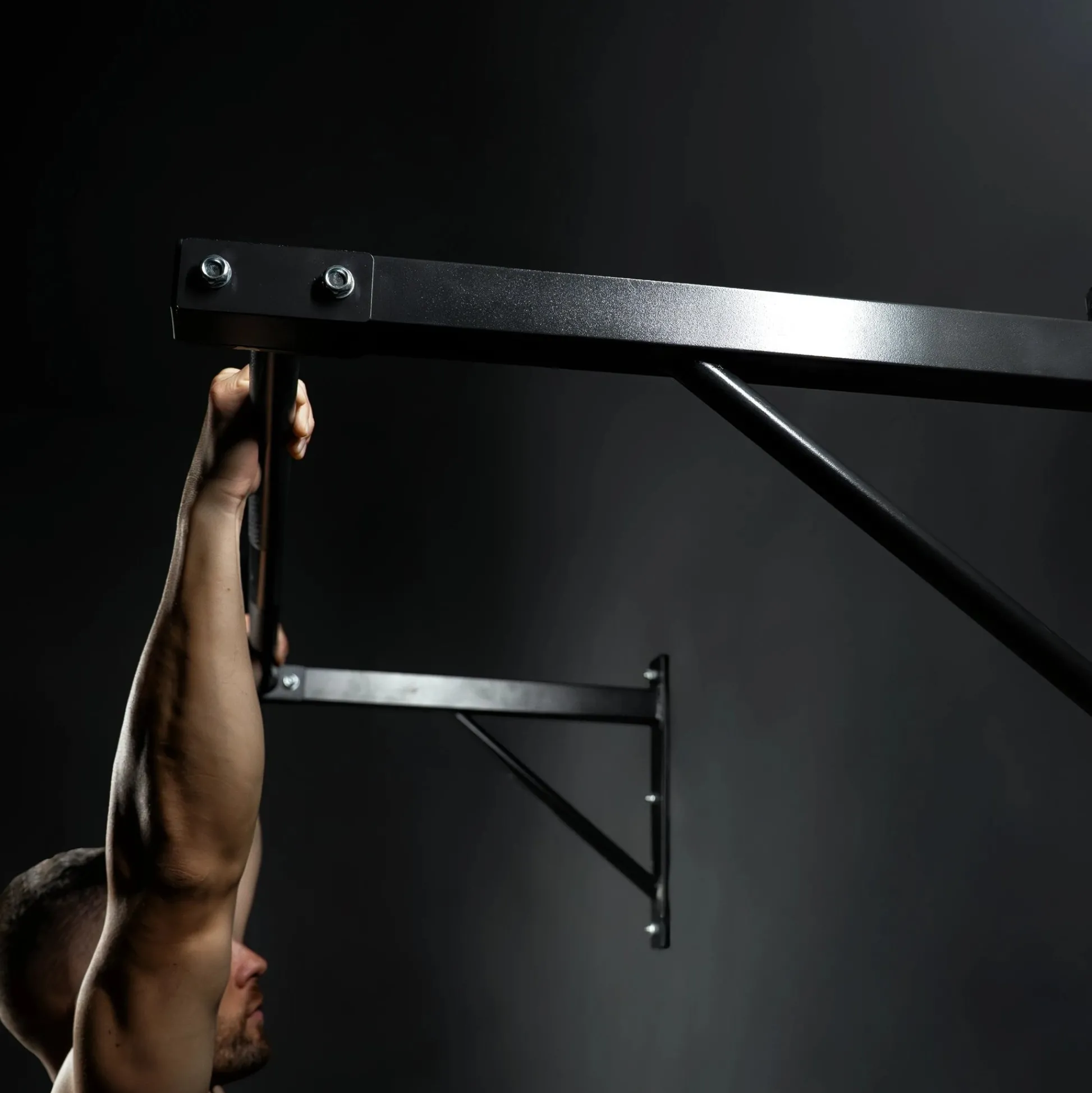 Gorilla Sports Klimmzugstange gerade für die Wand Schwarz Best