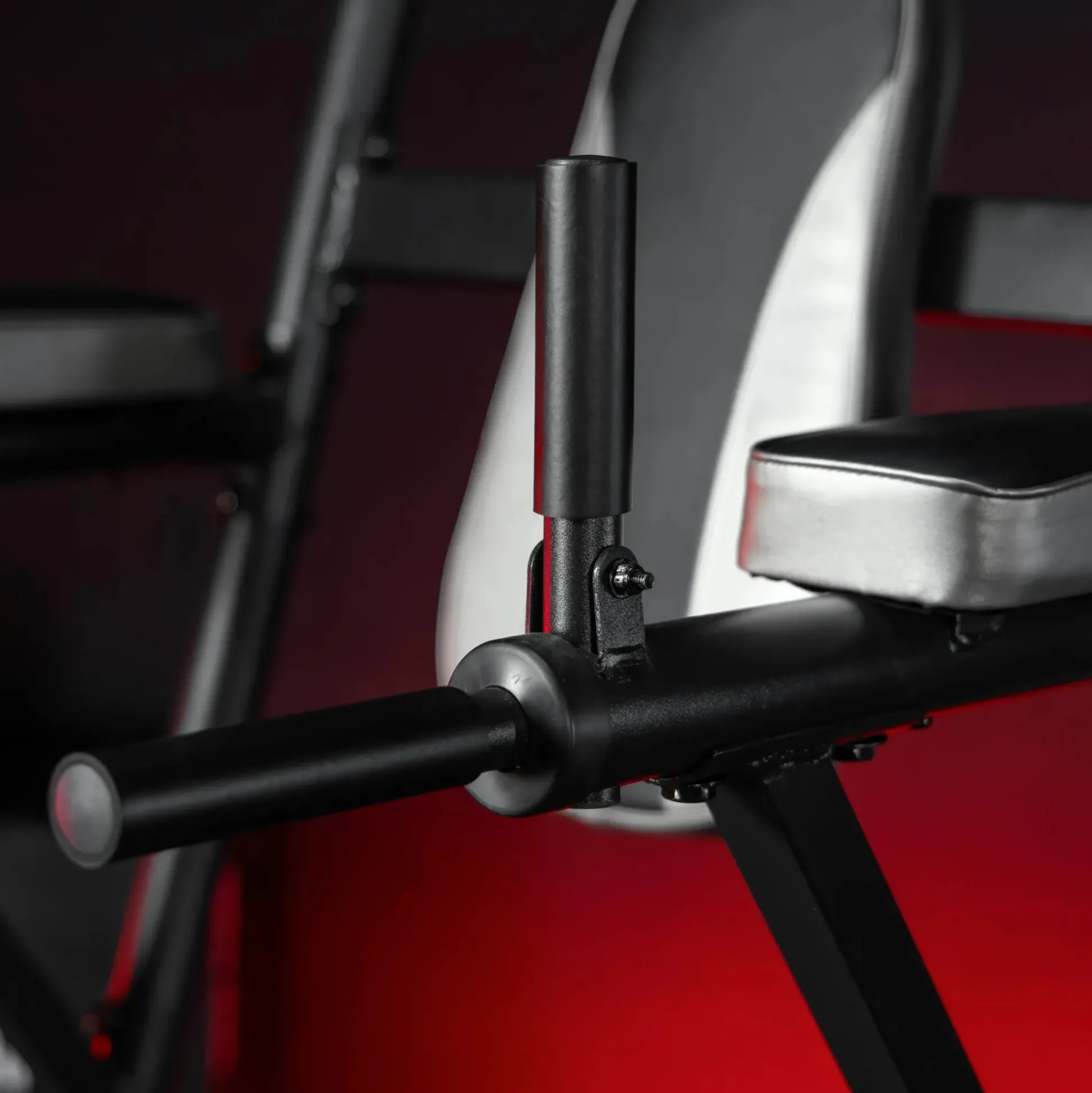 Gorilla Sports Power Tower Dip Station mit Klimmzugstange Schwarz / Grau Clearance