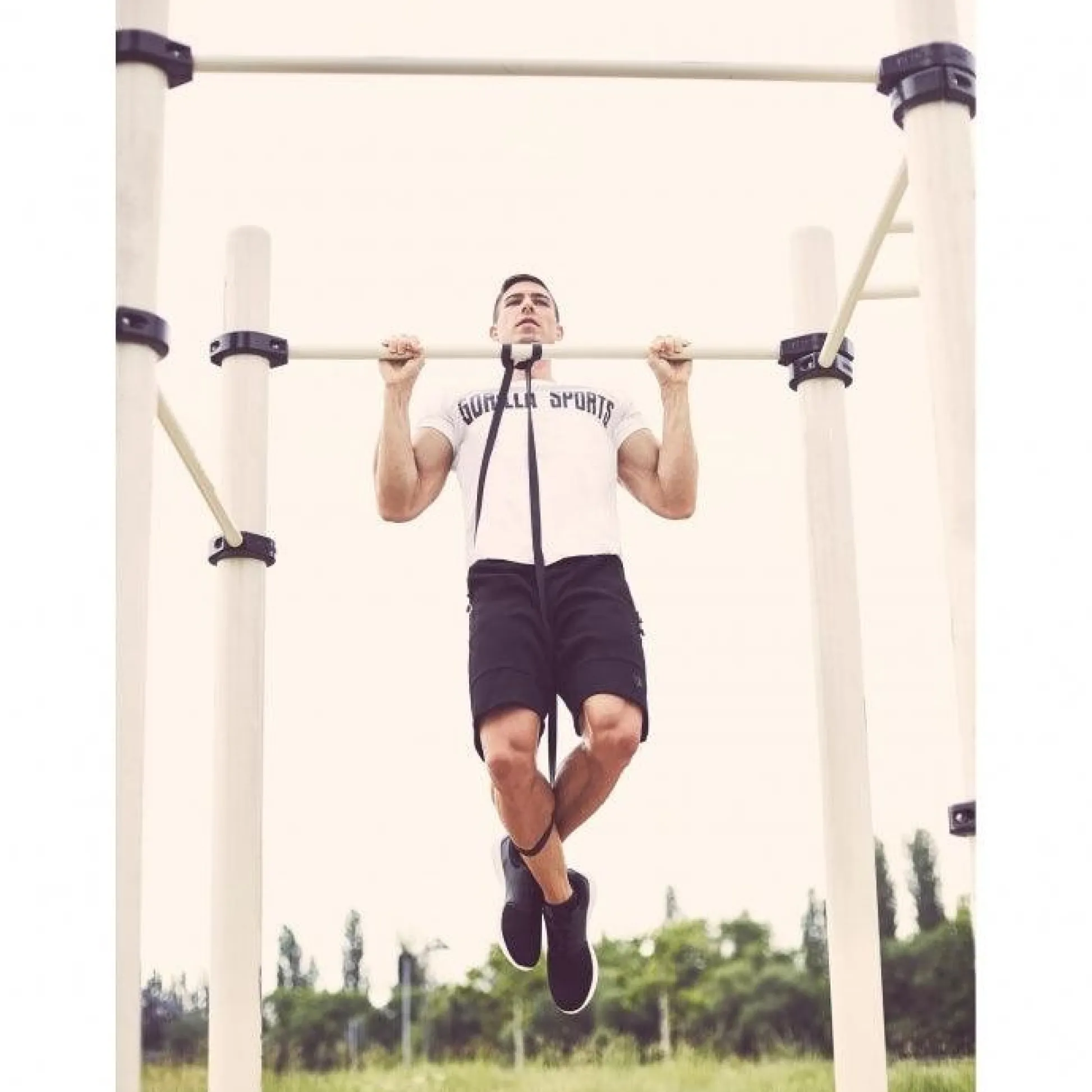 Gorilla Sports Resistance Band aus Latex 1 - 91 kg Lila Online